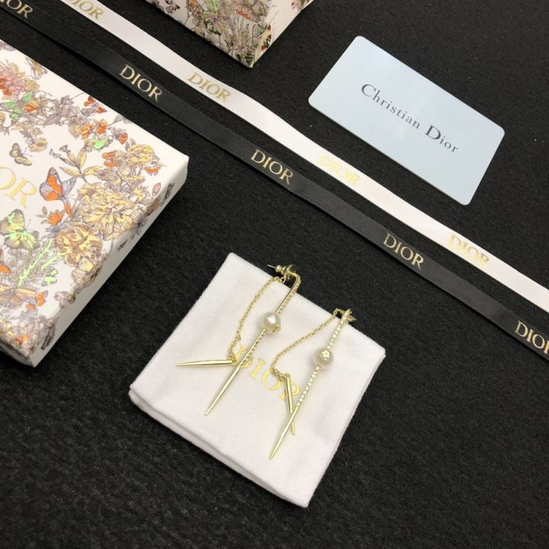 chr1st1an D10r earrings